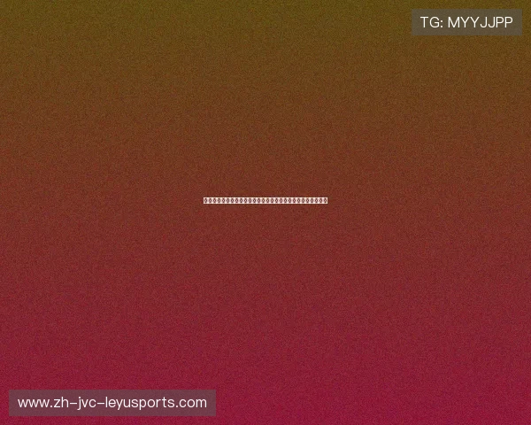 足球战术板在中场休息时为教练进行赛中策略调整提供参考依据